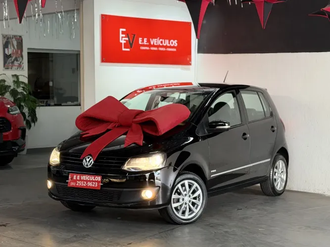 Volkswagen Fox 1.6 MI Total Flex 8V 5P 2013