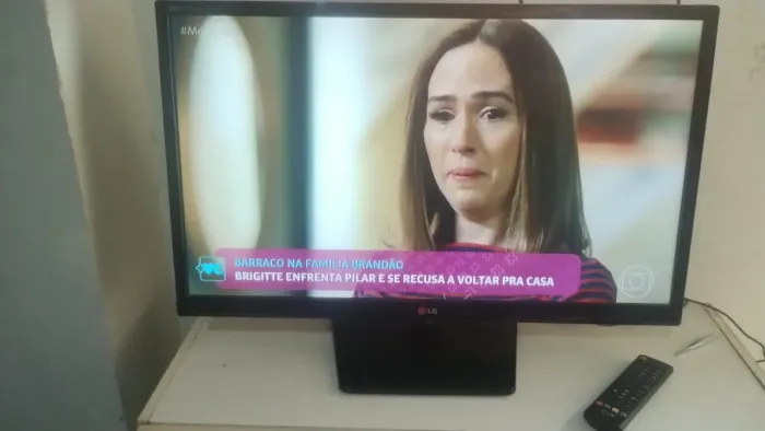 Televisão polegadas 32