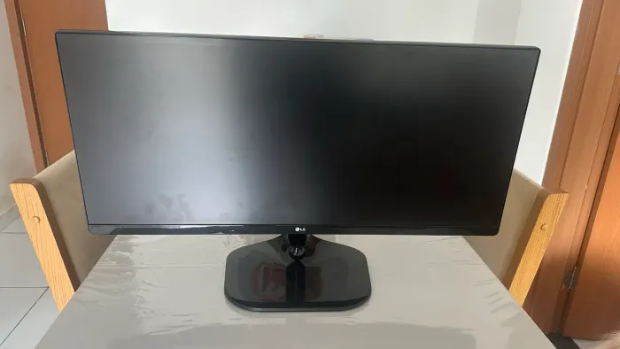 Monitor LG 25 polegadas NOVÍSSIMO