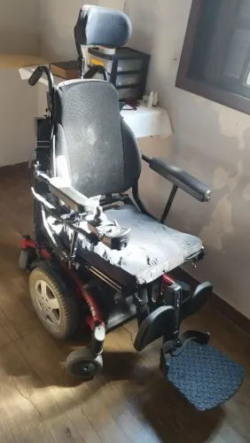 CADEIRA de rodas Motorizada