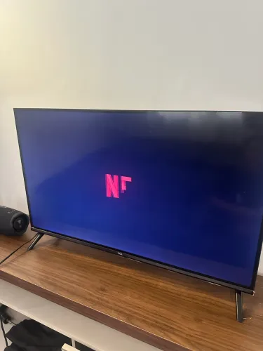 TV Smart 32Polegadas
