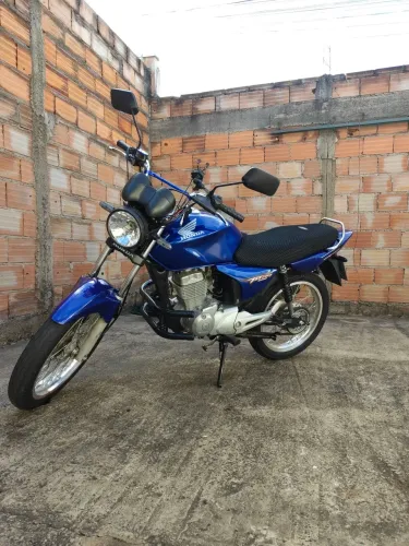 Titan ESD 150 carburada 