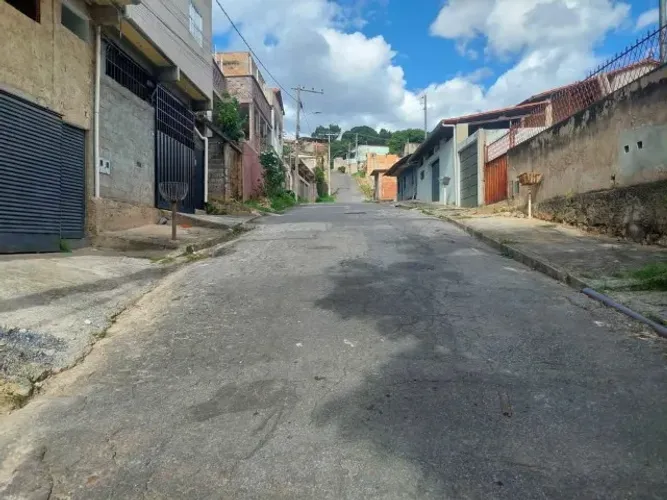 Barracão Bairro Ribeiro De Abreu Em Lote 566M2. Financio Sem Compr De Renda