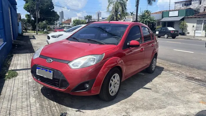 Ford Fiesta Sedan SE 1.0 8V Flex 4P 2014