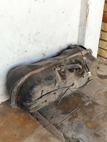 Tanque de combustível L200