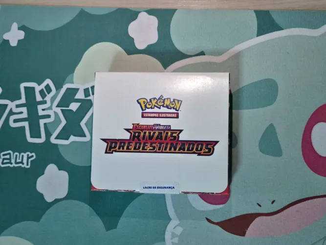 Caixa de Booster Pokémon Rivais Predestinados Português Lacrado