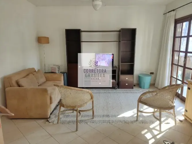 Casa em Itapoá com 2 quartos e amplo terreno próximo a Riveira Santa Maria