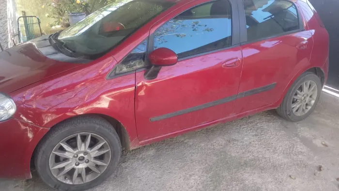 Fiat Punto Attractive Italia 1.4 F.flex 8V 5P 2012