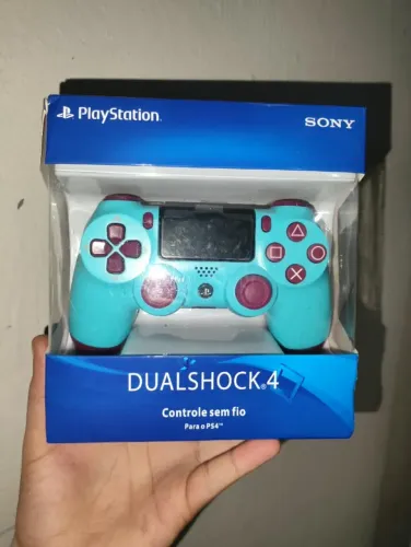 CONTROLE PLAYSTATION DUALSHOCK 4 BERRY BLUE - PS4
