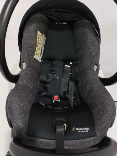 Bebe conforto Maxi-Cosi com suporte