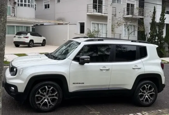 Jeep Renegade Long. T270 1.3 TB 4X2 Flex Aut. 2023