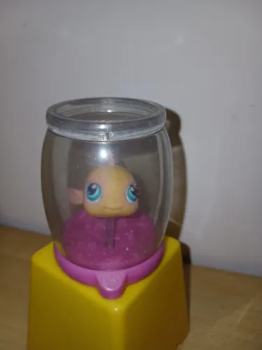 Littlest pet shop peixe no aquário