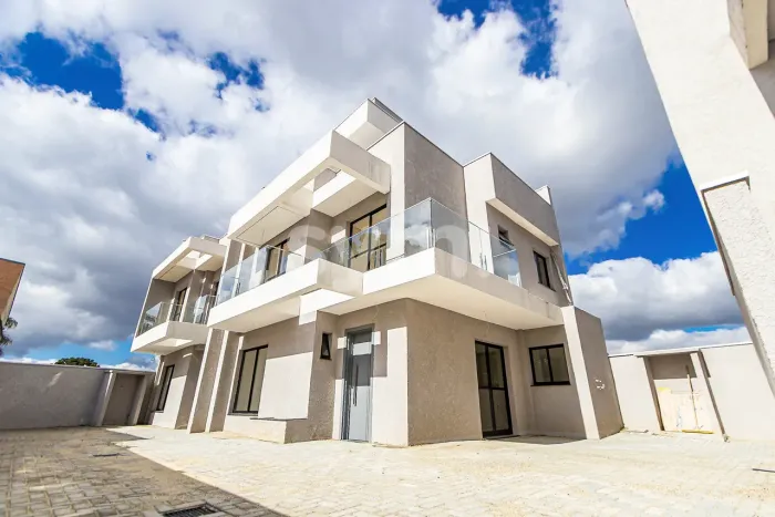 SOBRADO NOVO NO UBERABA | 03 quartos | R$ 720.000