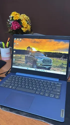 Notebook Lenovo 64gb - 4gb de RAM 