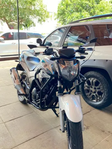 Alugo Moto Fazer 250 Edição limitada Blueflex