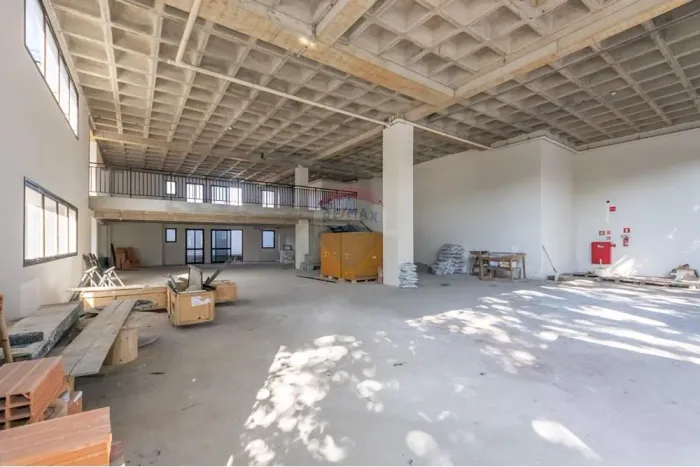 Locação de Imóvel Comercial Espaço Moderno e Estratégico Próximo ao Aeroporto de Congonha