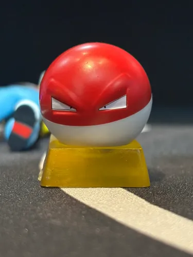 Pokémon Voltorb Scale 1/20 figure PVC