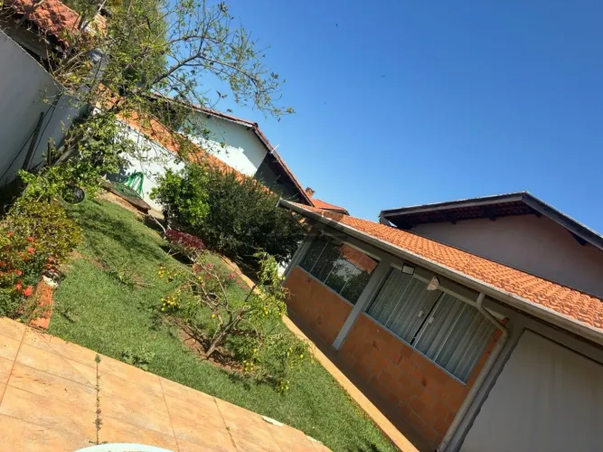Chácara de 1.000 m² em Localização Privilegiada
