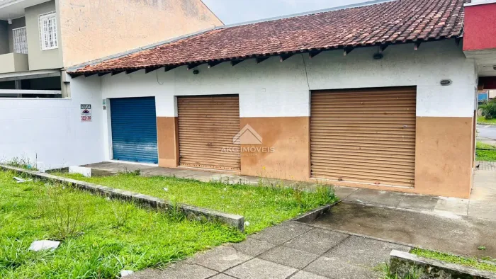 LOJA para alugar com 23m² por R$ 600,00 no bairro Portão - CURITIBA / PR