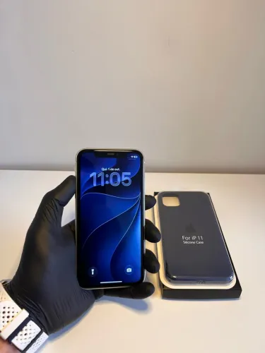 iPhone 11 64gb 100% 
