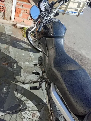 Vende-Se Essa Linda Moto