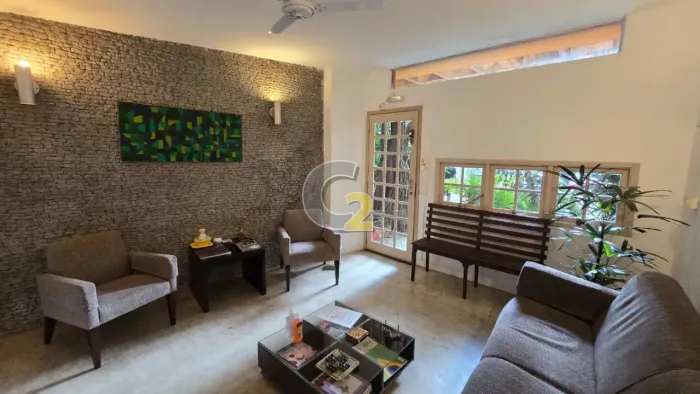 Casa de Vila á venda em Perdizes, 4 quartos, 5 vagas de garagem