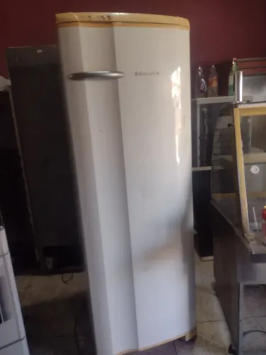 Geladeira gelo seco top funcionando perfeitamente 600