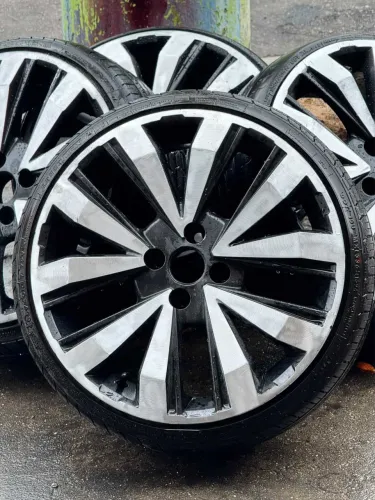 RODAS 17 AMAROK 2.500$