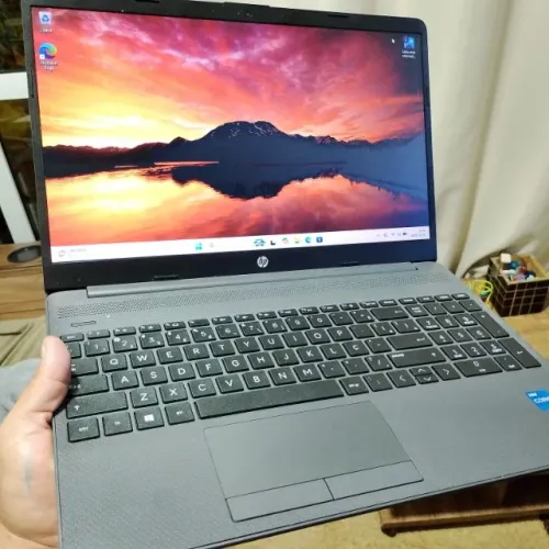 Notebook hp i5 12th com 8 de ram ddr4 (rapido)