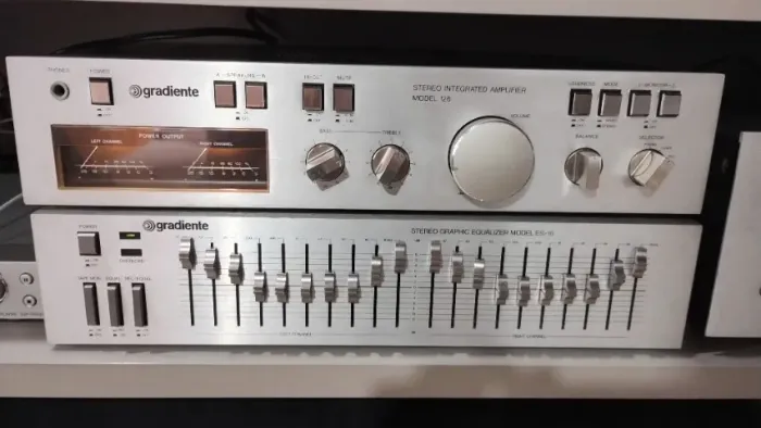 CWB Hi-Fi & Vintage - Consertos em Áudio