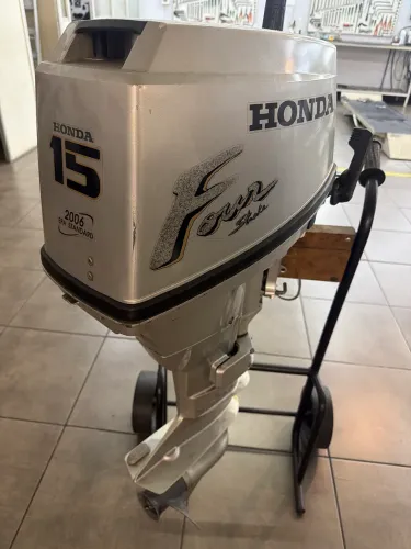 Motor de Popa Honda