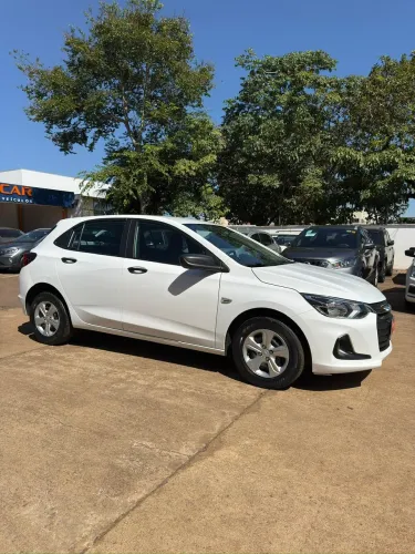 Chevrolet Onix Hatch 1.0 12V Flex Mec. 4P 2024