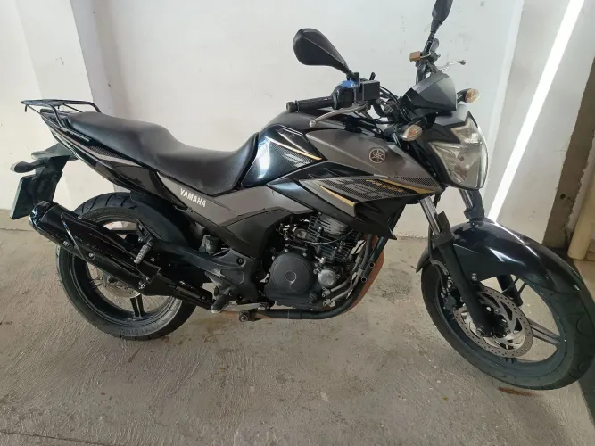 Fazer 250