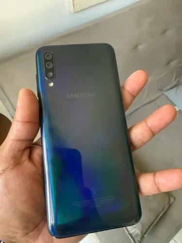 Samsung A70