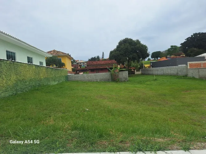 Amparo imoveis-Vende lote 315 metros em condomínio-Araruama