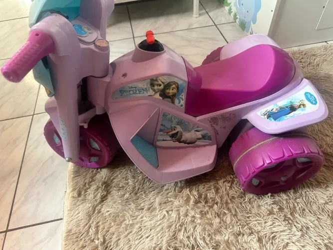 Motoca elétrica bandeirante - da Frozen
