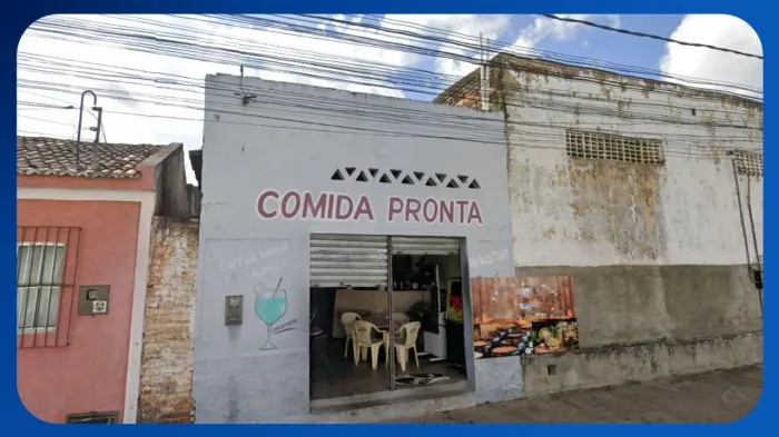 PRÉDIO COMERCIAL - Imediações da Rua 31 de Março, nº 127, nos fundos de outros dois imóvei