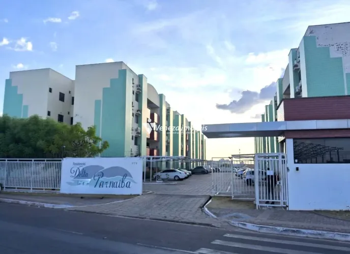 Apartamento Térreo com 3 Suítes para Aluguel na Zequinha Freire | Santa Isabel