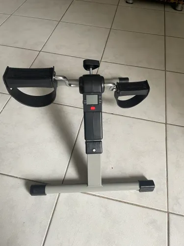 Bicicleta fixa fisioterapia 