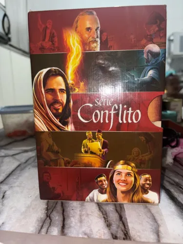 Livro BOX COMPLETO ? SÉRIE CONFLITO (1 a 5) 