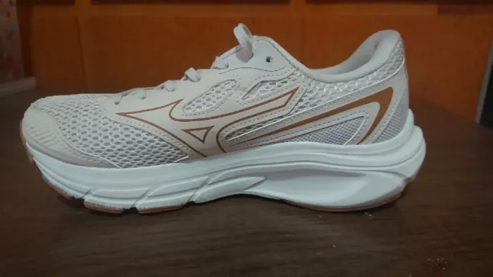 Tênis Mizuno Hawk 6 tamanho 35 cor rosa