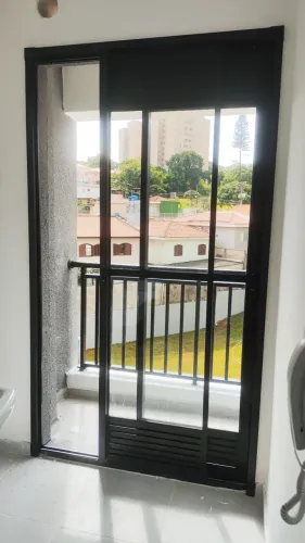 Porta balcão de correr duas folhas 1,20 x 2,15