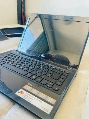 Notebook LG S430 Core i3 | 4GB RAM | HD 320GB | Conservado