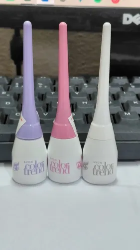 Delineador líquido para olhos Avon colortrend nova por R$ 16,00 cada