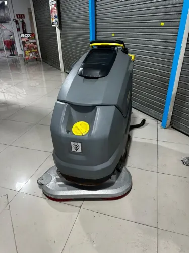 Lavadora e secadora de piso industrial