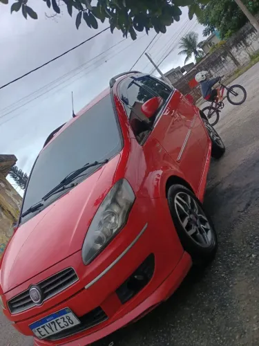 Fiat Idea Sporting Dualogic 1.8 Flex 16V 5P 2011