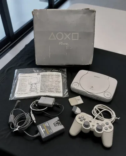 PlayStation 1 (PS One - Slim) Original Completo Caixa Manuais