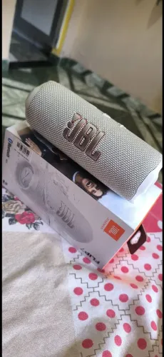 JBL Flip 7 conservada