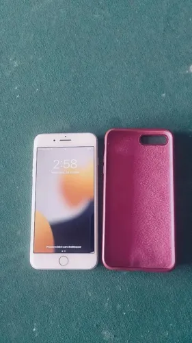 Vende se esse iPhone 7 plus 