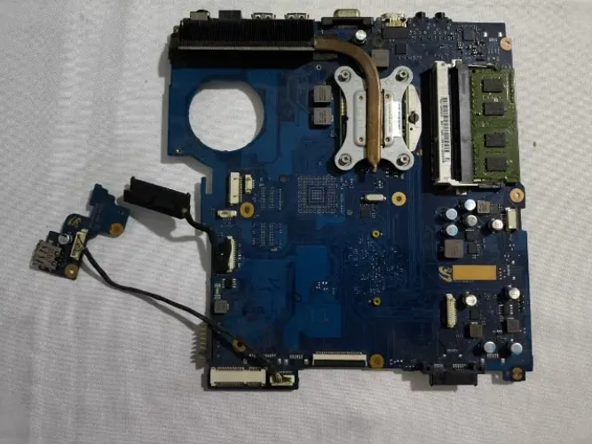 Placa Mãe Notebook Samsung RV411 com Core i3